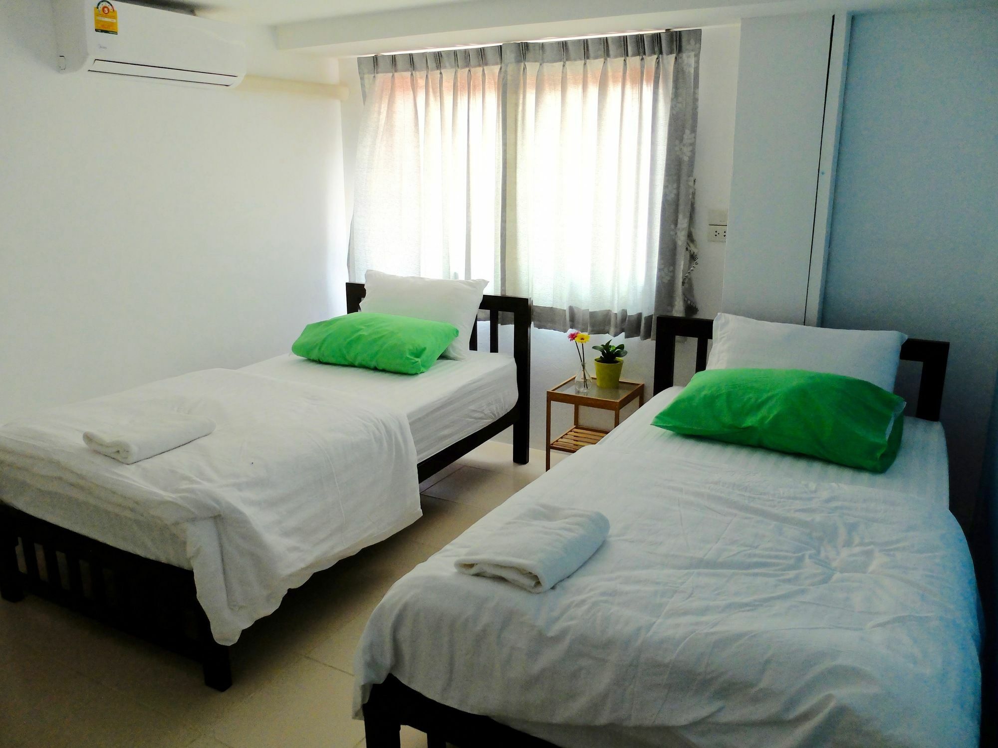 We Inn Bangkok Eksteriør bilde